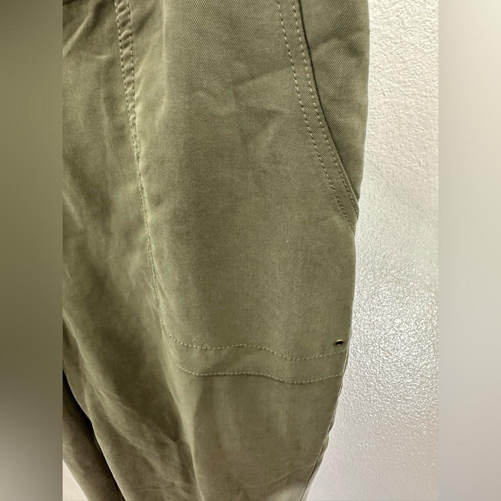 NWT Chico’s Pull-On Ankle Drawstring Pants Olive Green Size 20 (Chico’s size 4) - Picture 6 of 9